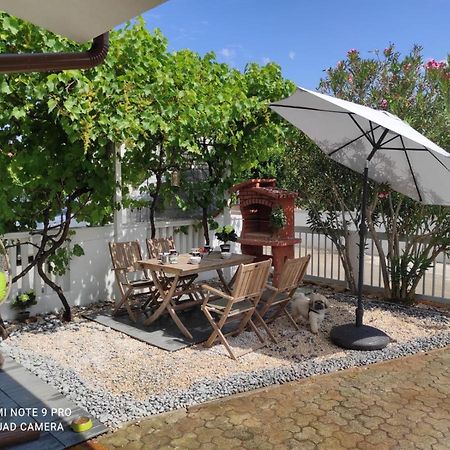 Holiday Home Morgan Vir Exterior foto